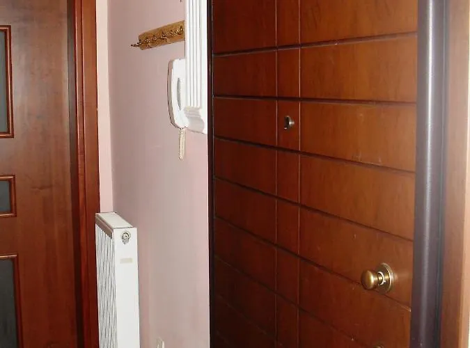 Smart Choice & Quiet شقة سالونيك